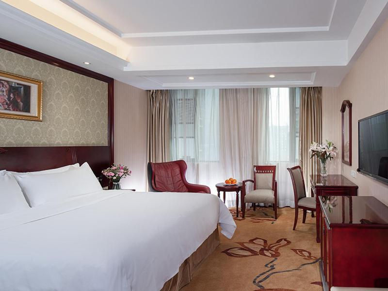 Vienna Hotel Guiyang Exhibition Center Экстерьер фото