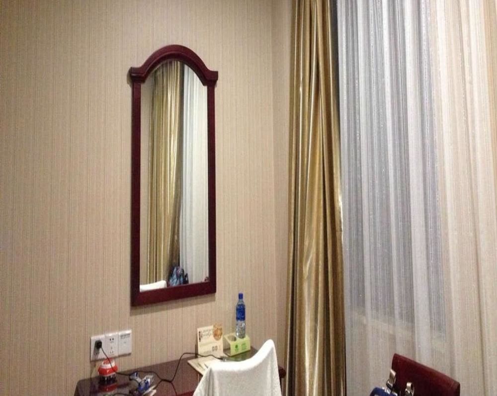 Vienna Hotel Guiyang Exhibition Center Экстерьер фото